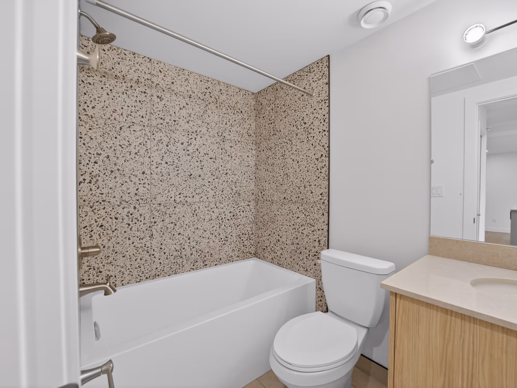 Sunnyside interior view 4